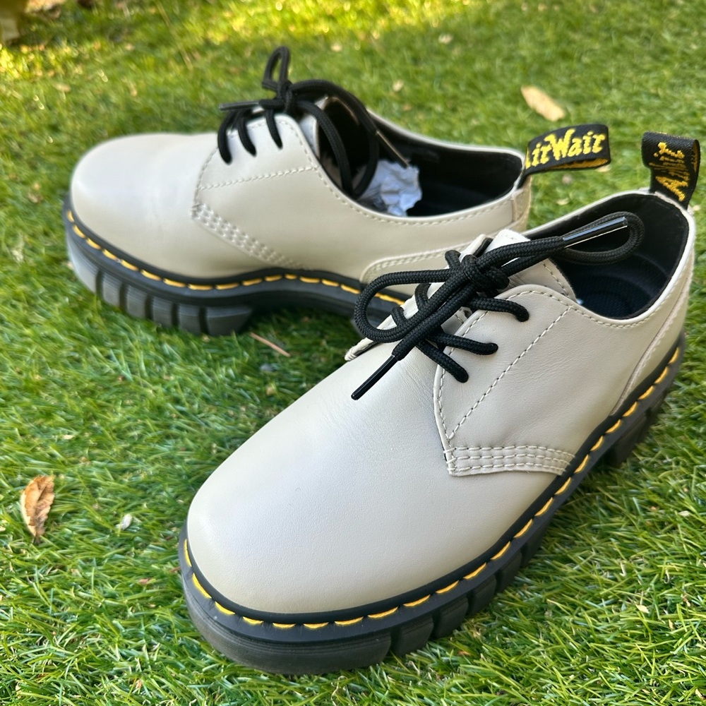 Dr. Martens Soft Wair Audrick 3 eye Oxford Platform